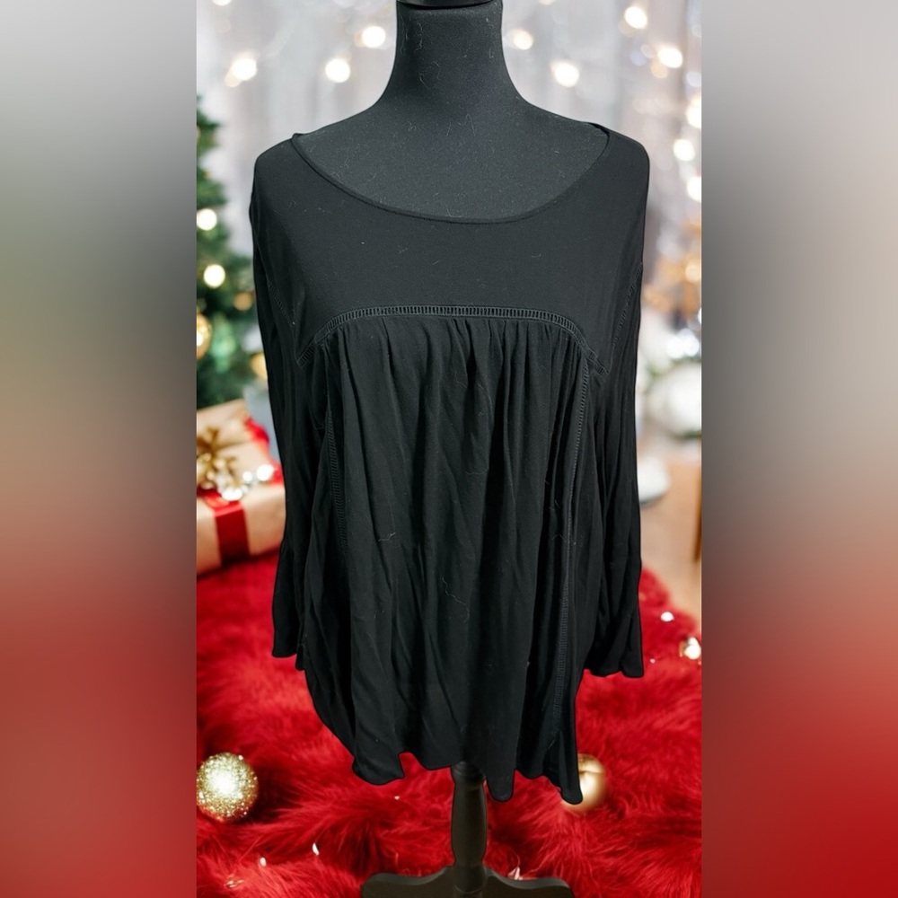 XXL 3/4 sleeve lightweight bohemian shirt with bell sleeves.